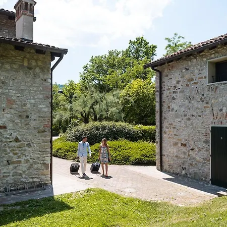 Villaggio Della Salute Piu モンテレンツィオ