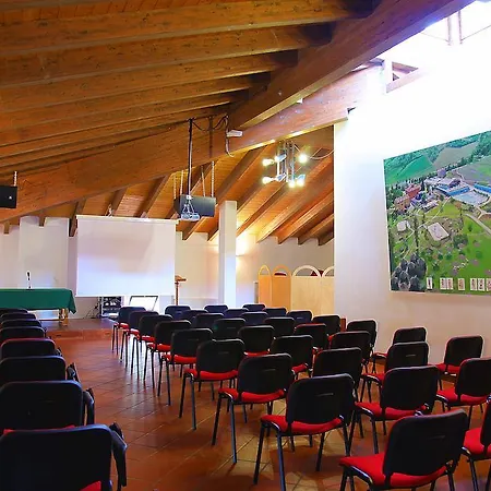 Villaggio Della Salute Piu * モンテレンツィオ