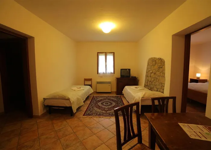 Villaggio Della Salute Piu Монтеренцио